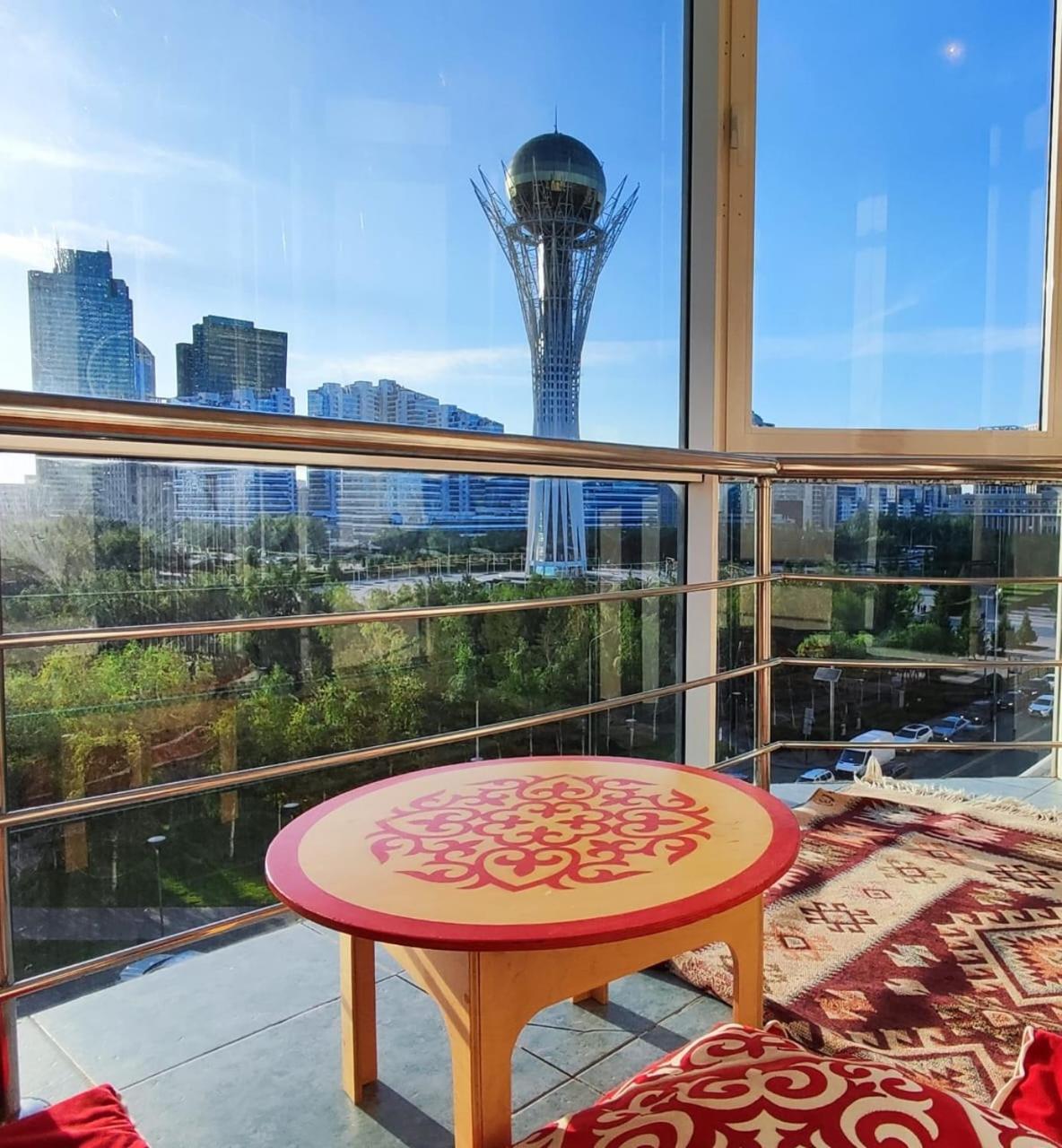 36 3Х Комн Кв На 1-8 Человек С Шикарным Видом На Байтерек Astana Exterior photo